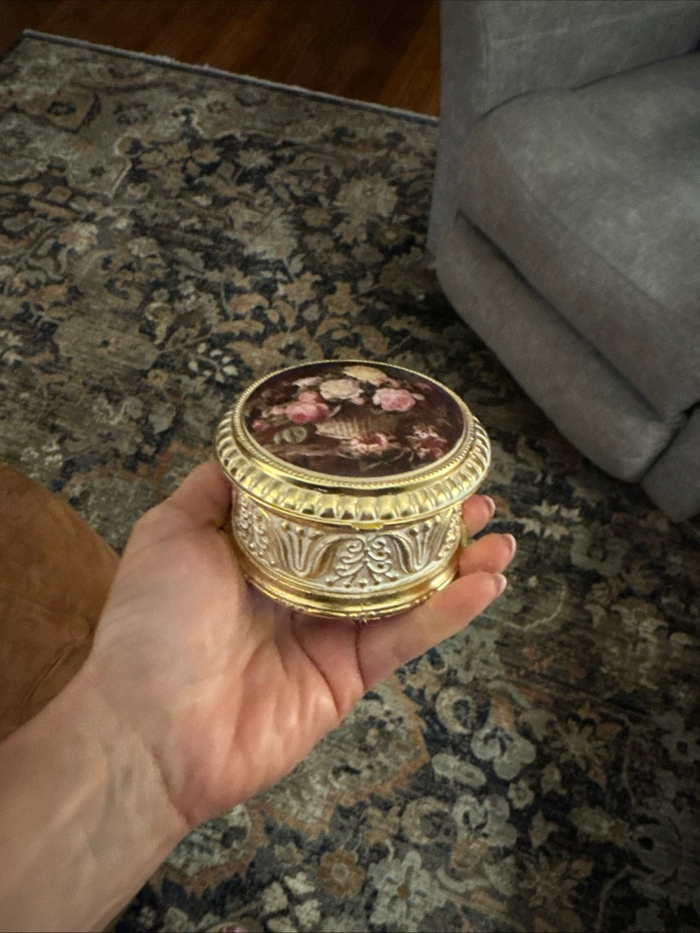 Ornate Gold Floral Music Box - Decorative Jewelry Trinket Box